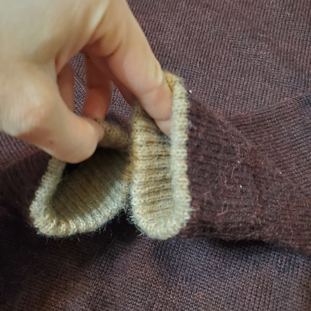 Peruvian Link "Auckland 1/4 zip sweater. 100% alpaga. Burgundy/black. Tan. S. - Picture 5 of 12